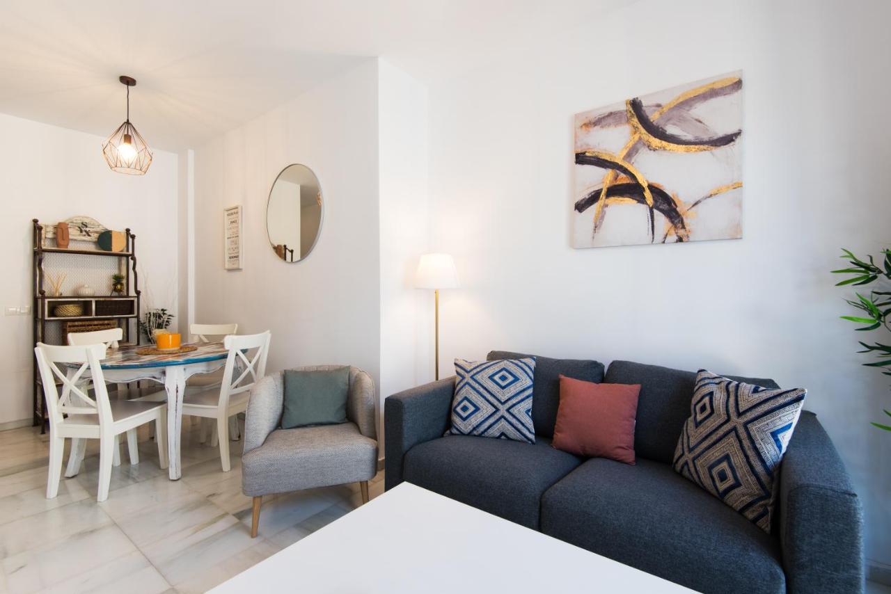 Trinidad Trafalgar, Quiet And Nice Aprtment In The Heart Of The Spanish Culture Malaga Ngoại thất bức ảnh