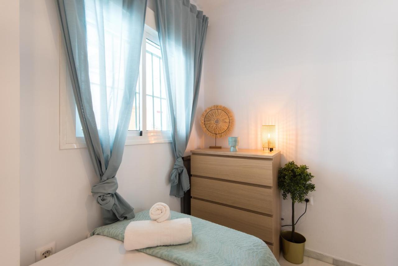 Trinidad Trafalgar, Quiet And Nice Aprtment In The Heart Of The Spanish Culture Malaga Ngoại thất bức ảnh